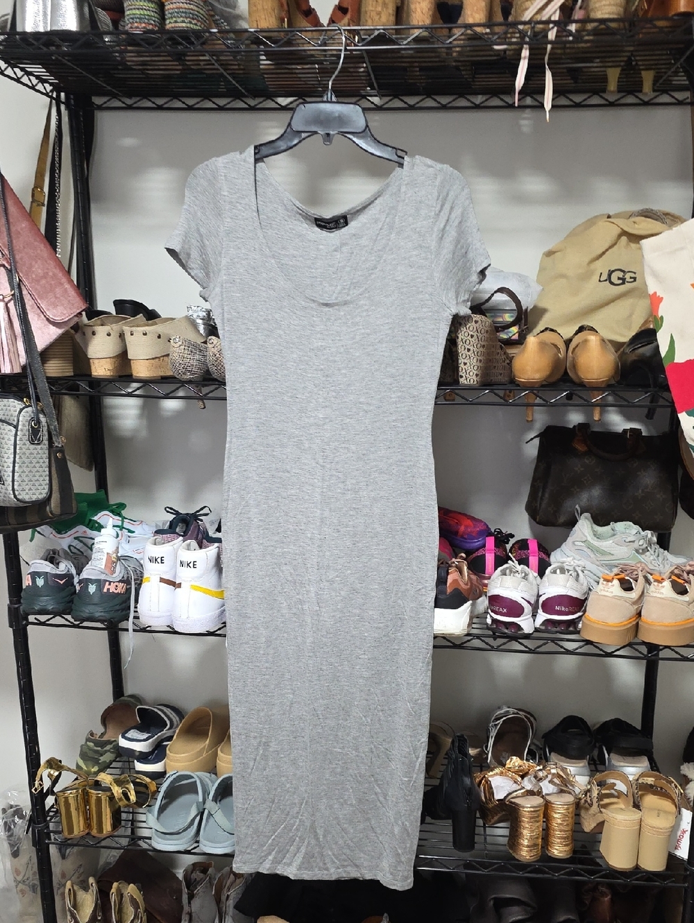 Popular Basics Light Grey Short-Sleeve Midi Dress